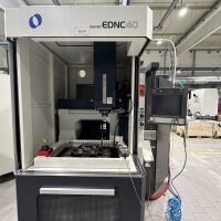 MAKINO EDNC 40 EDM Die Sinker/ Erodiermaschine (Funken)