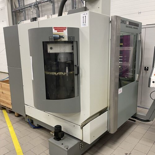 DMG DMU 50 5-Axis Milling Machine/5-Achsen Fräsmaschine (2004)