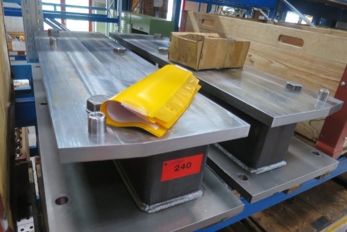 Clamping device for Botten C+E blocks