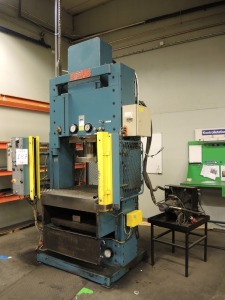 APT 135D Hydraulic Press