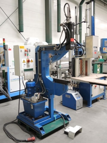 BTM EN-07-328 Hydraulic Clinching Machine