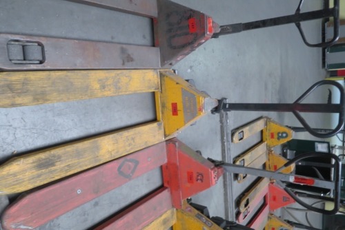 Jungheinrich scissor lifting platform #158