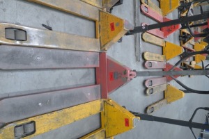 Gruma hand-guided pallet truck