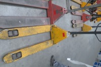 Jungheinrich hand-guided pallet truck #269