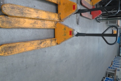 Jungheinrich scissor lifting platform #326