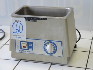 Bransonic Model B 221 Heatable Ultrasonic Bath