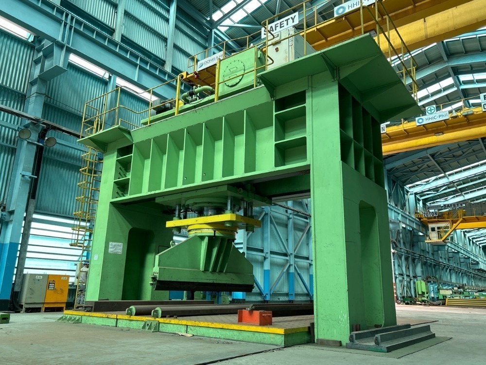 1500 Ton VERTICAL HYDRAULIC STRAIGHTENING PRESS GOOK-DO GHPP1500 Traveling  Ram