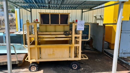 USED OVERHEAD BLASTING MACHINE C&W UNITED CO. LTD.